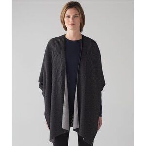 Lululemon Mandala Wrap *reversible